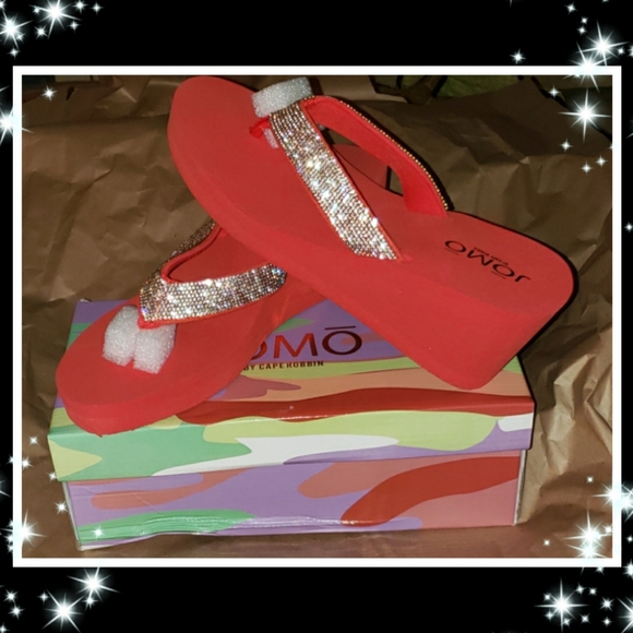 Shoes - ‼️CLEARANCE PRICE FIRM‼️ALTER EGO WEDGES-RED❤